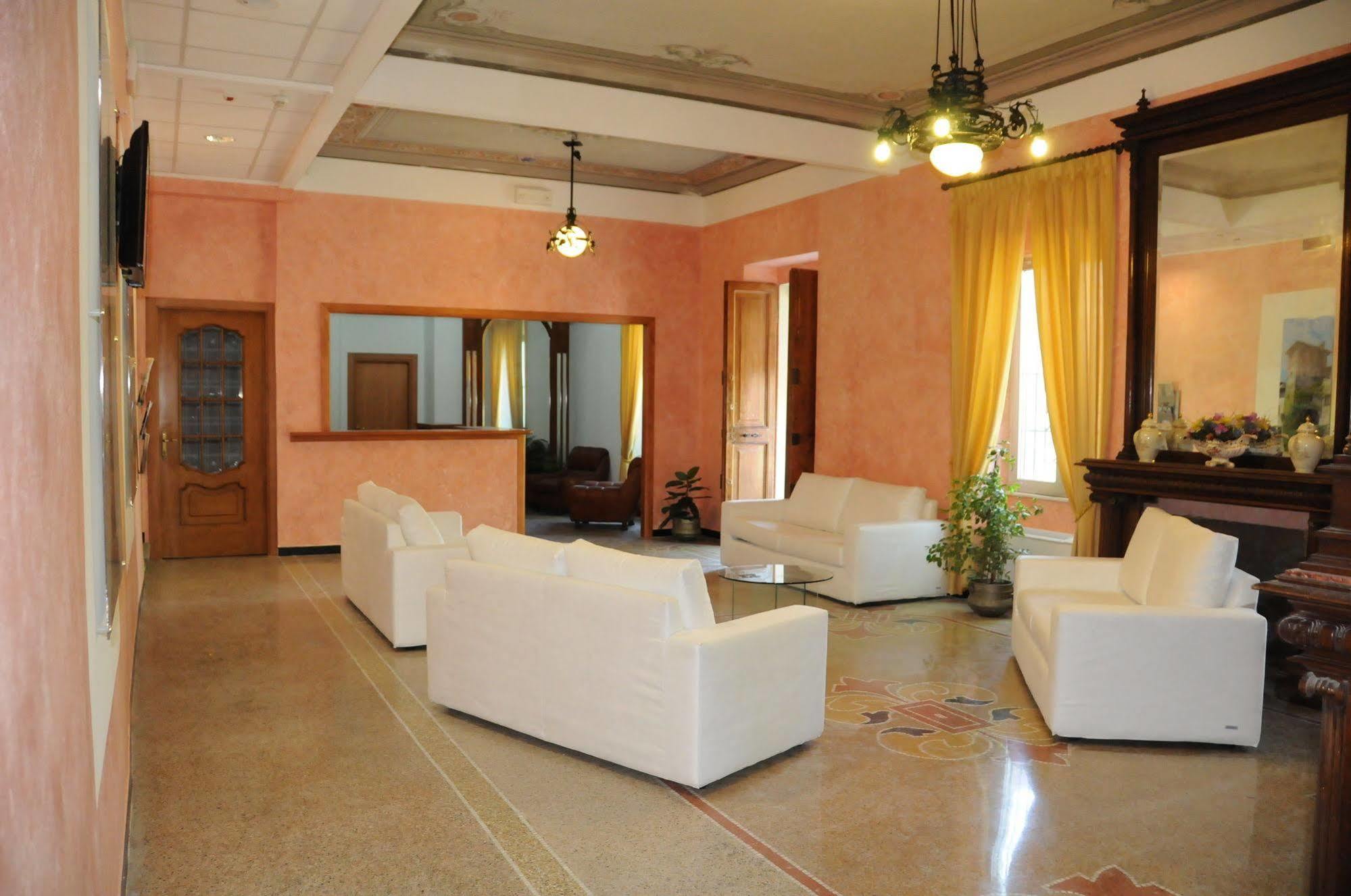 Tagliolo Monferrato Villa Ester מראה חיצוני תמונה