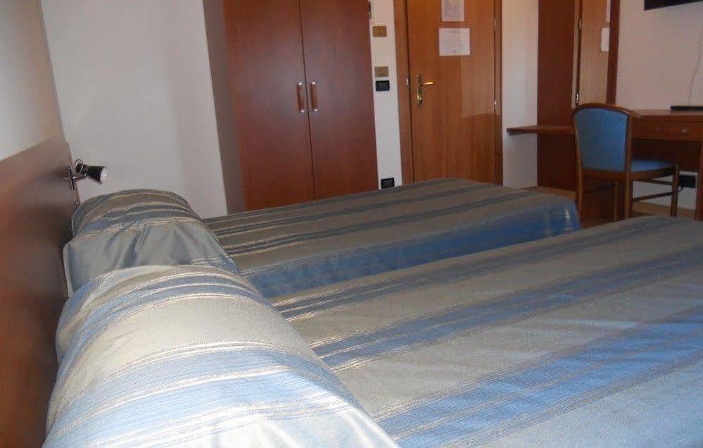Tagliolo Monferrato Villa Ester מראה חיצוני תמונה
